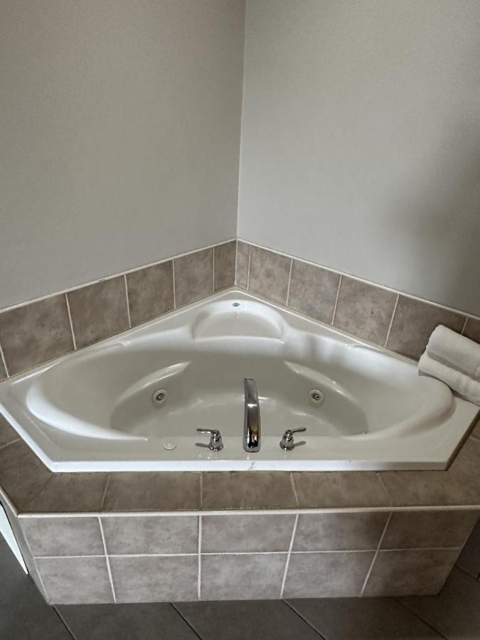 La Quinta By Wyndham Oklahoma City -Юкон Екстериор снимка