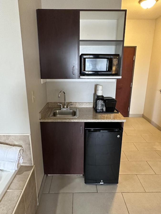 La Quinta By Wyndham Oklahoma City -Юкон Екстериор снимка